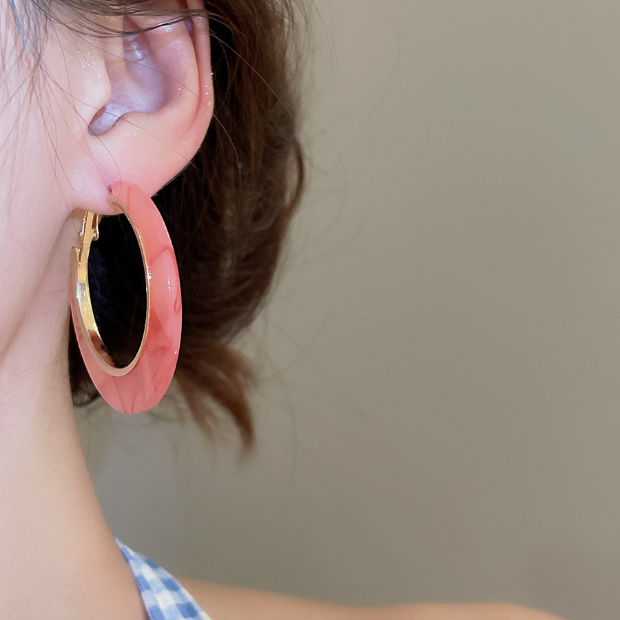 Fashion Big Circle Acrylic Ear – Resin Art Ring recenzja i cena