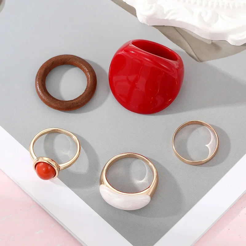 5Pcs Women Retro Ring Set Red  – Resin Art Ring recenzja i cena